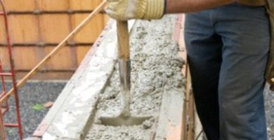 Cómo usar cercas para reforzar el concreto